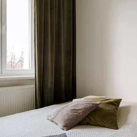 Korter For Friends & Families *