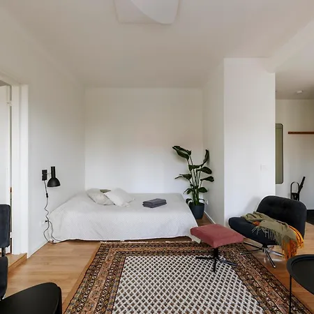 For Friends & Families * تالين