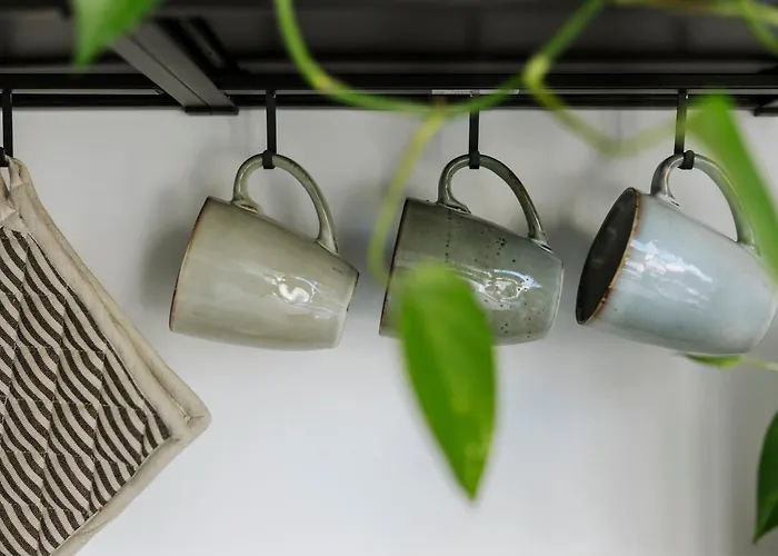 For Friends & Families شقة تالين